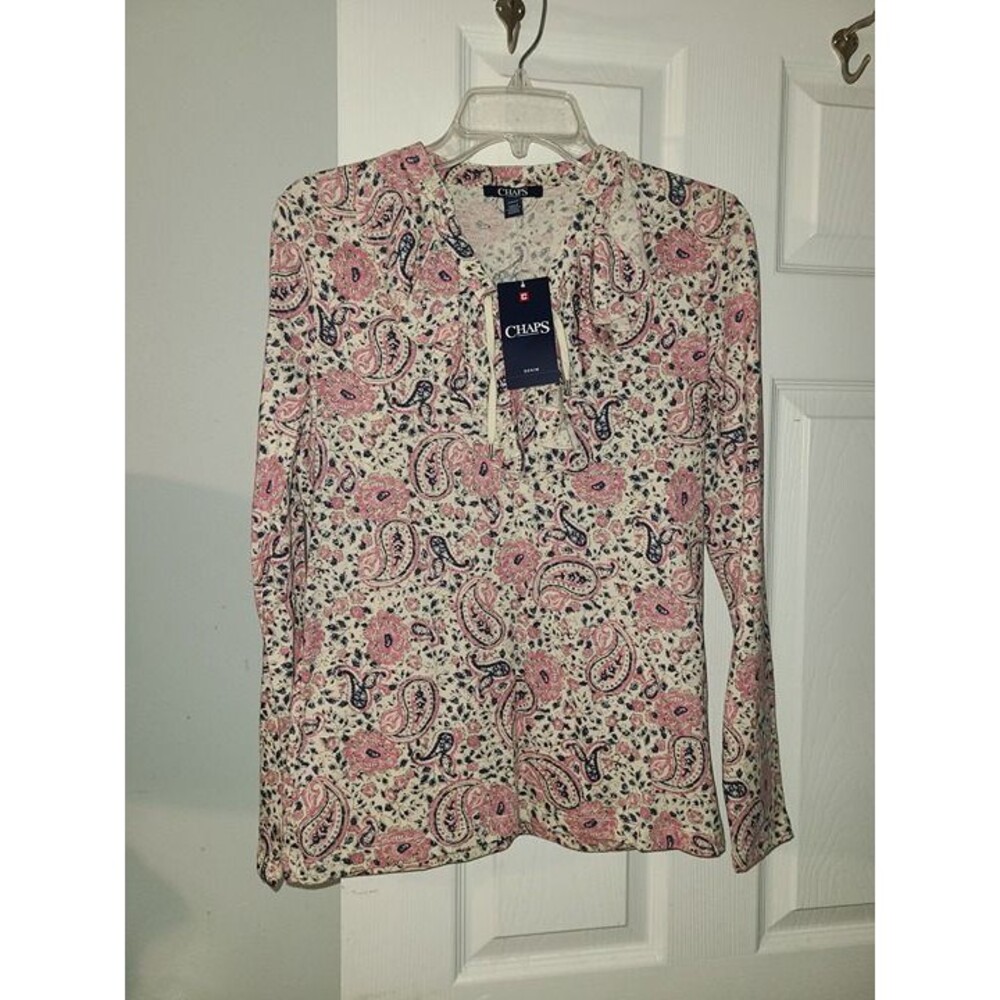 CHAPS Floral Long Sleeve V-Neck Top, Size Women's S